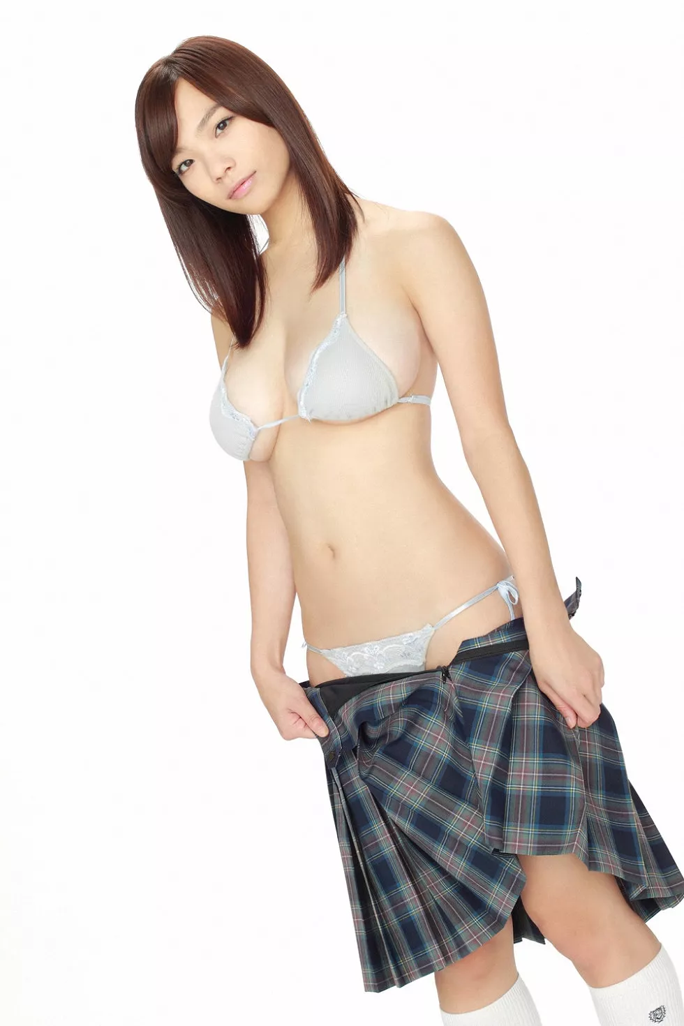 Xgyw.Org_[YS Web]Vol.526_日本波霸女优鹰羽澪巨乳性感内衣写真52P