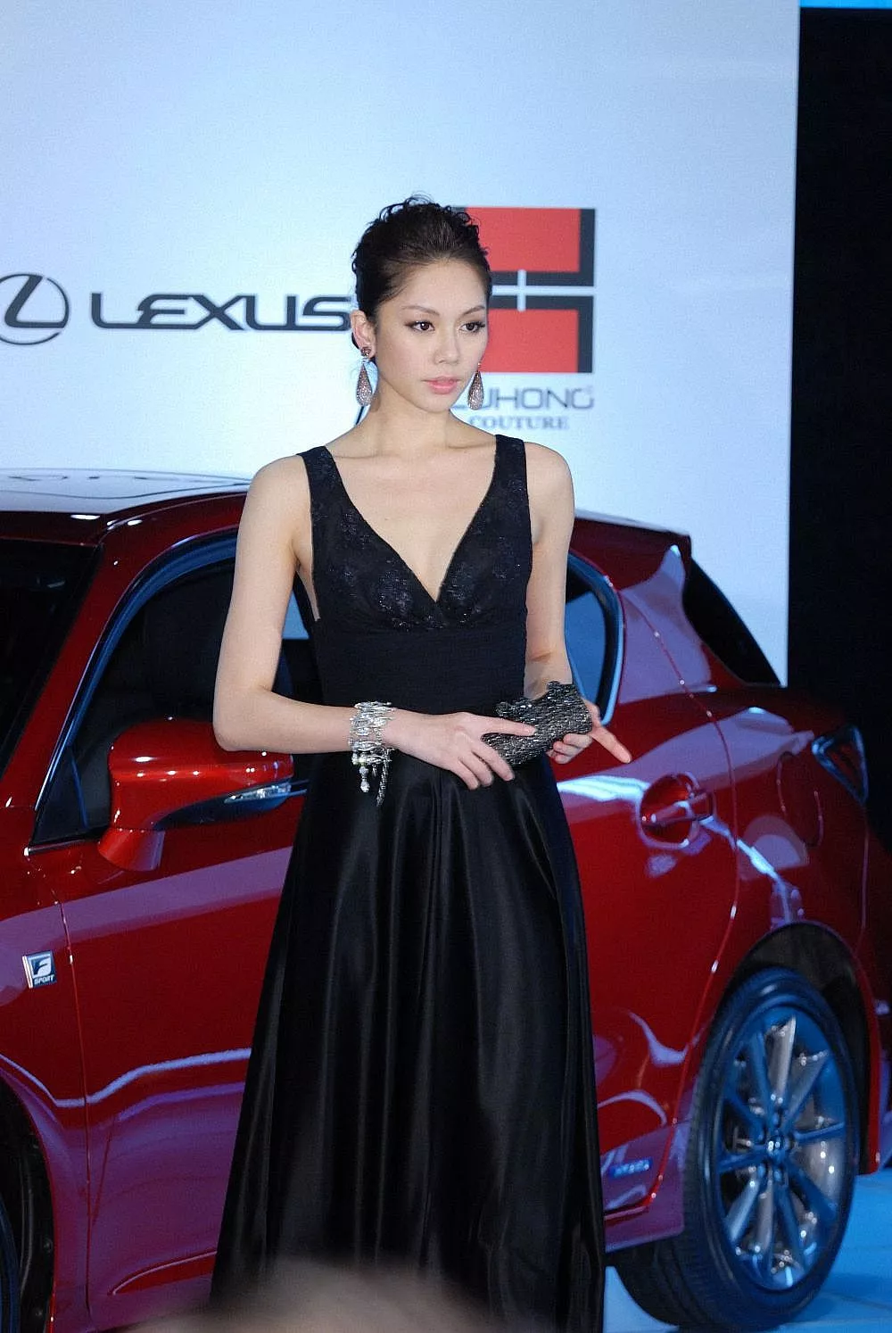 Xgyw.Org_台湾气质美女廖奕琁Lexus展台写真17P