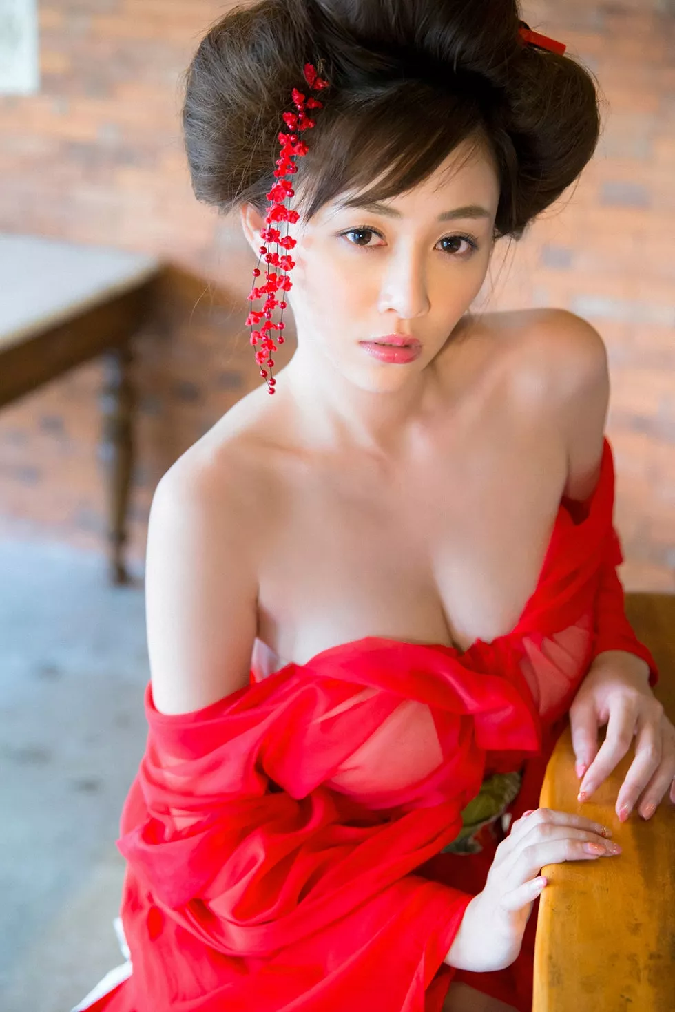 Xgyw.Org_[YS Web]Vol.573_日本大胸女优杉原杏璃海量性感内衣写真100P