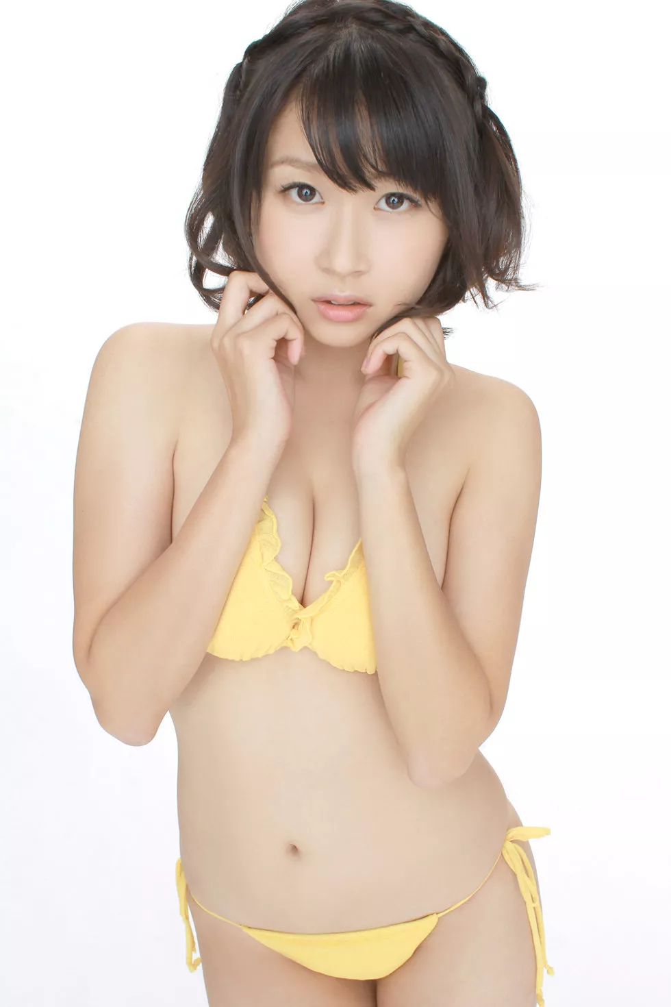 Xgyw.Org_[YS Web]Vol.574_日本声优美女吉田真弓丰满性感写真49P