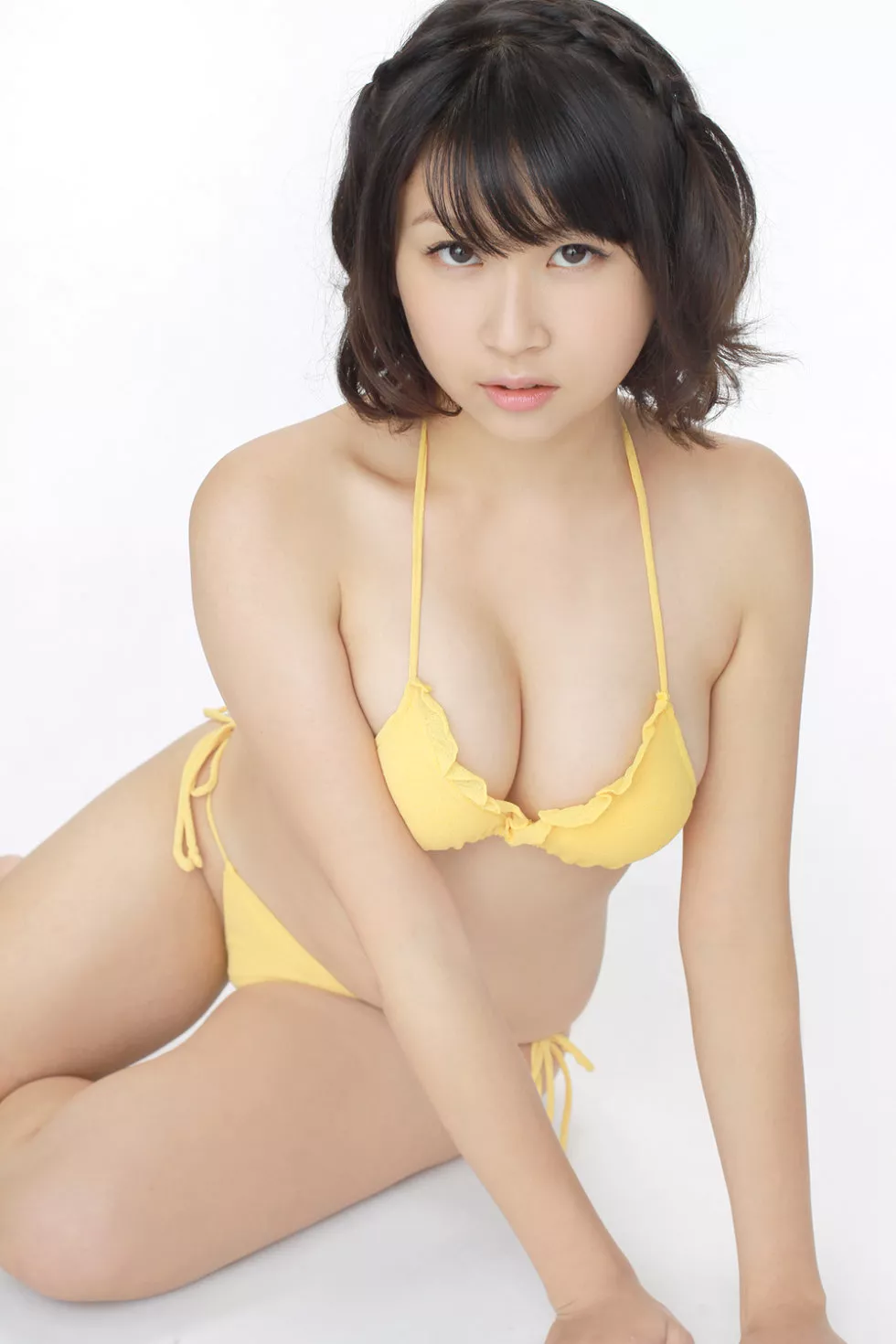 Xgyw.Org_[YS Web]Vol.574_日本声优美女吉田真弓丰满性感写真49P