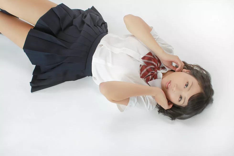 Xgyw.Org_[YS Web]Vol.575_日本女优吉田ゆい美少女入学写真49P