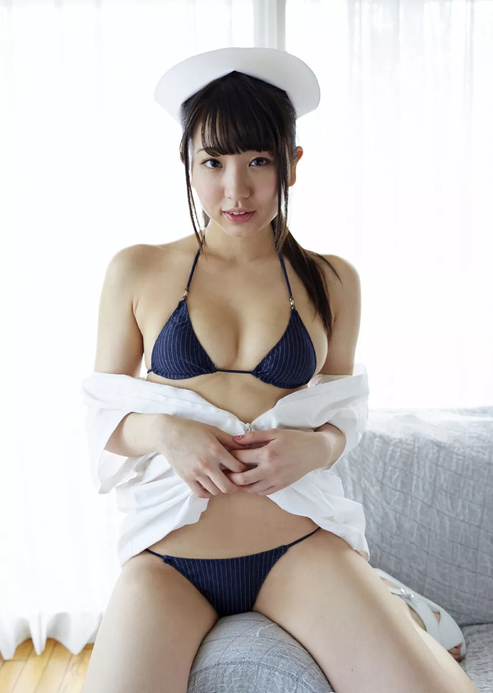 Xgyw.Org_日本美女艺人椎名香奈江海量性感内衣系列写真100P