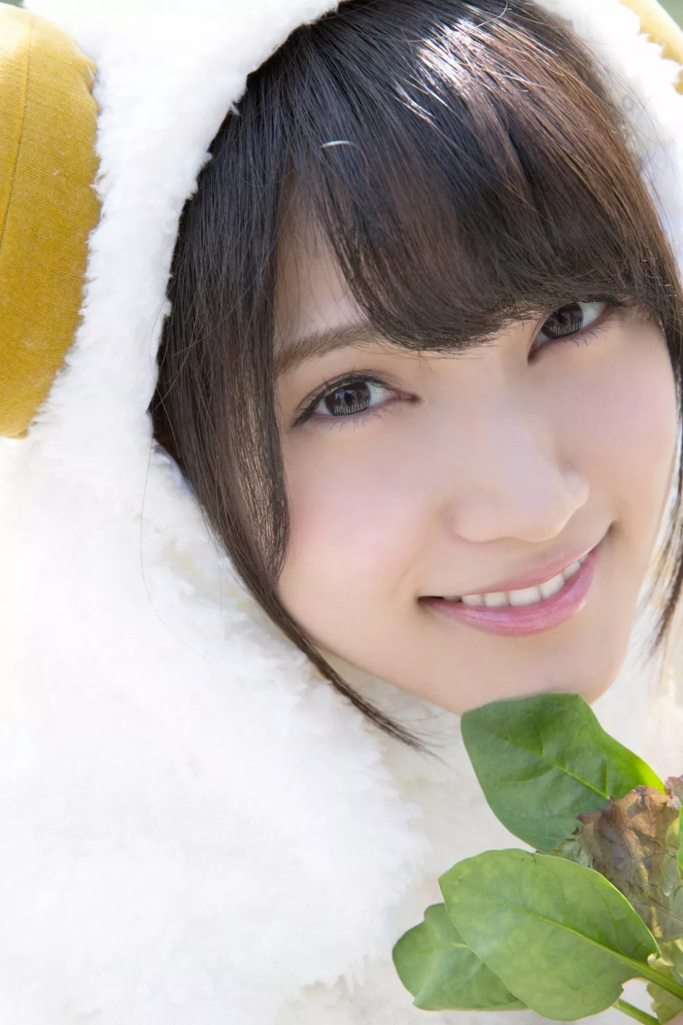 Xgyw.Org_[YS Web]Vol.633_日本美女团AKB48柏木由纪VS入山杏奈性感写真41P