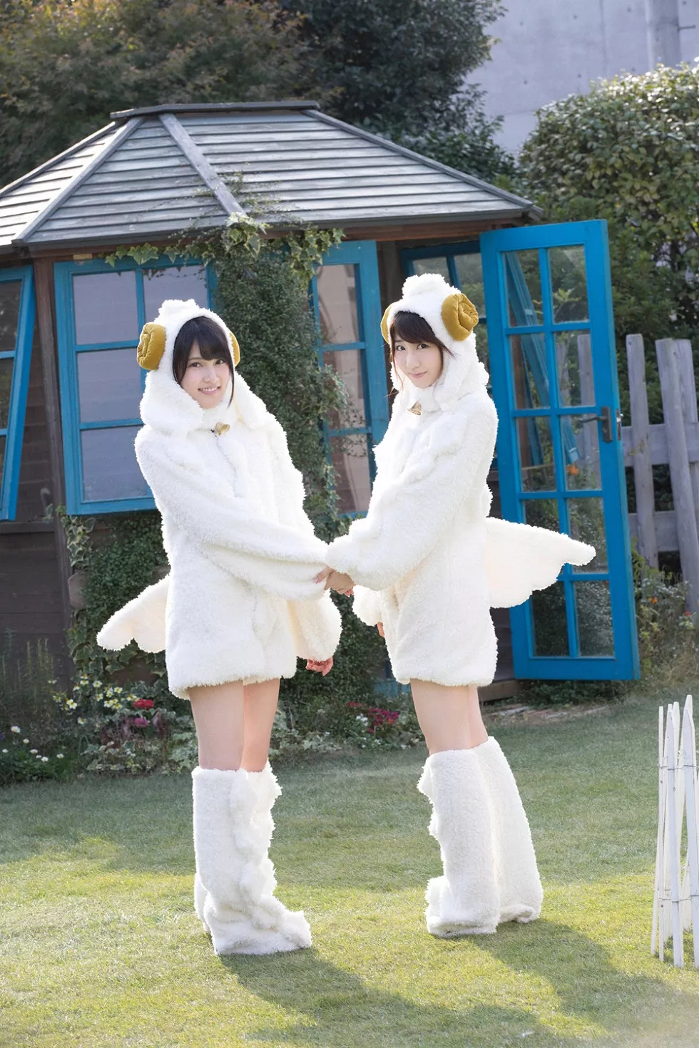 Xgyw.Org_[YS Web]Vol.633_日本美女团AKB48柏木由纪VS入山杏奈性感写真41P