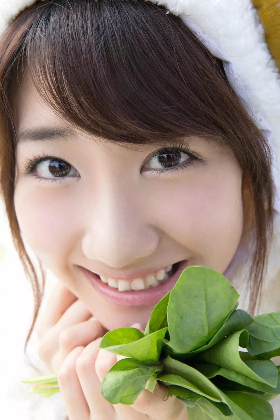 Xgyw.Org_[YS Web]Vol.633_日本美女团AKB48柏木由纪VS入山杏奈性感写真41P