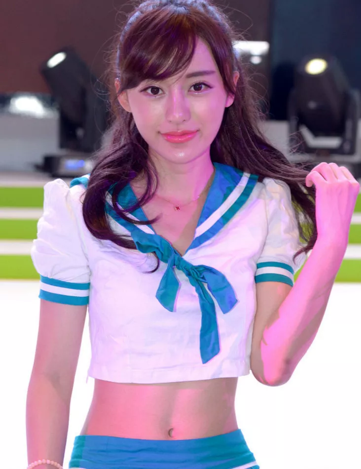 Xgyw.Org_2015ChinaJoy火辣Showgirl爆乳制服诱惑写真92P