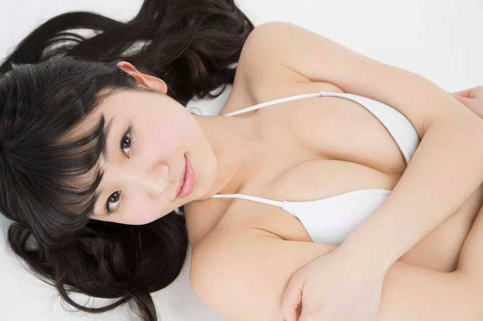 Xgyw.Org_[YS Web]Vol.648_日本女优椎名香奈江美胸性感写真47P