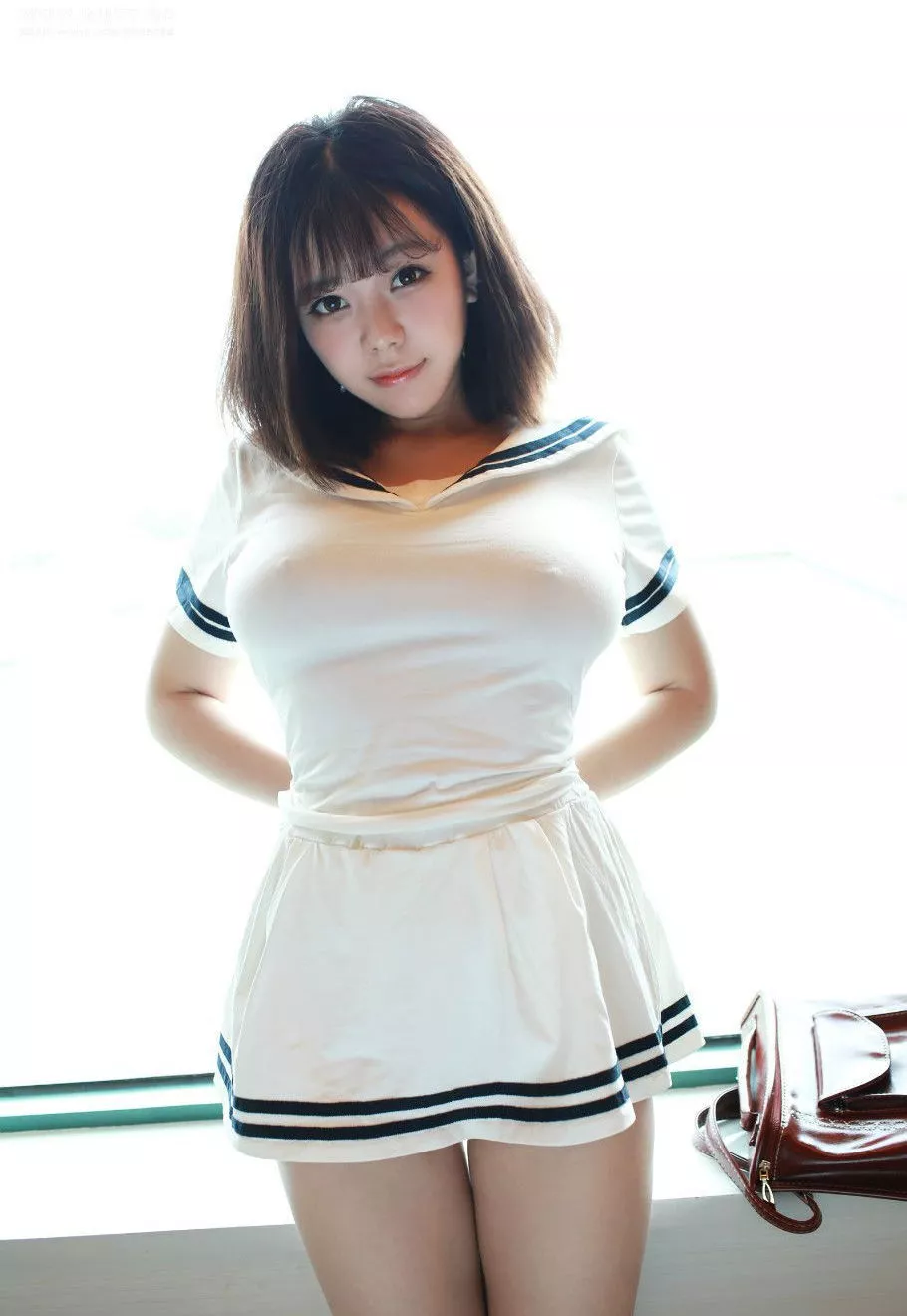 Xgyw.Org_大胸妹子飞儿性感制服卖萌写真25P