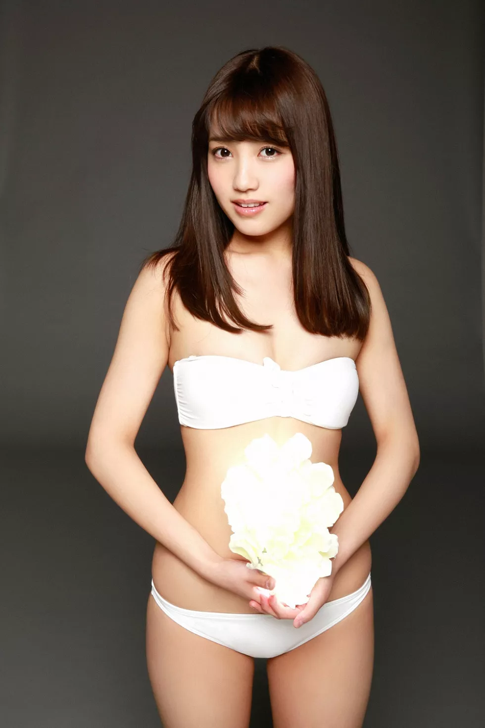 Xgyw.Org_[YS Web]Vol.657_日本美女团AKB48小嶋真子等美女成员性感写真50P