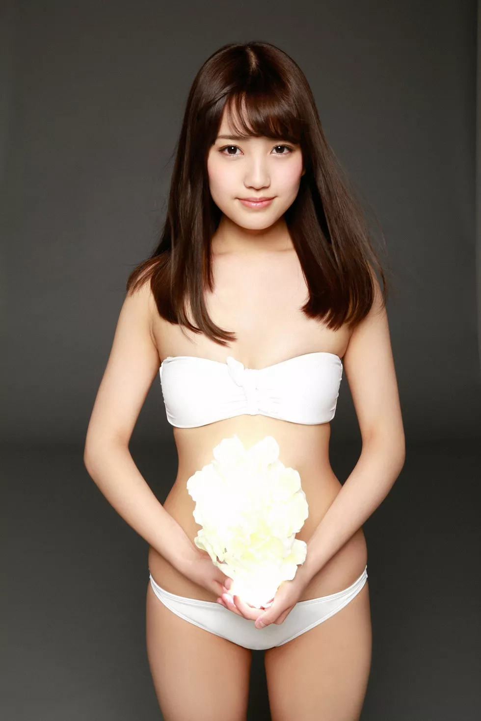 Xgyw.Org_[YS Web]Vol.657_日本美女团AKB48小嶋真子等美女成员性感写真50P