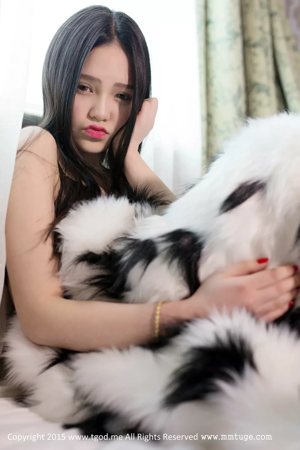 Xgyw.Org_[TGOD推女神]2015.03.05_可爱女神佩佩Cassie皮草VS白衬衣黑色内衣写真57P