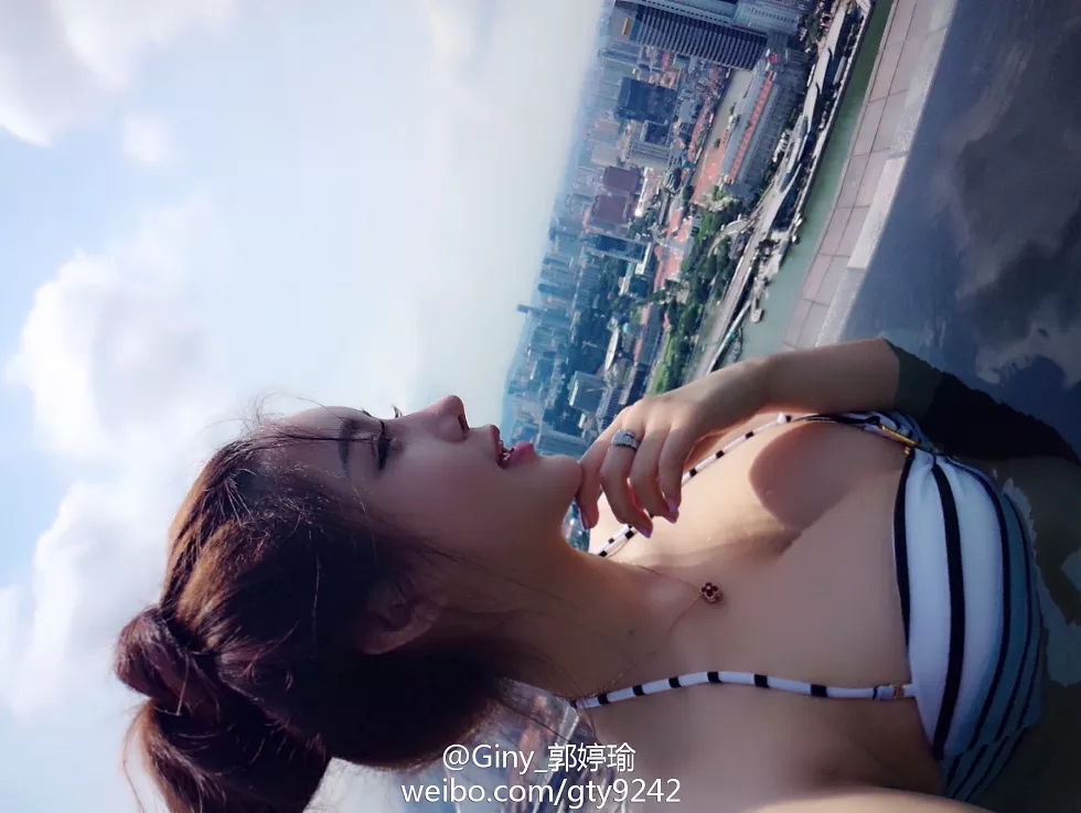 Xgyw.Org_性感长腿车模郭婷瑜GiNy巨乳私房微博写真合集120P