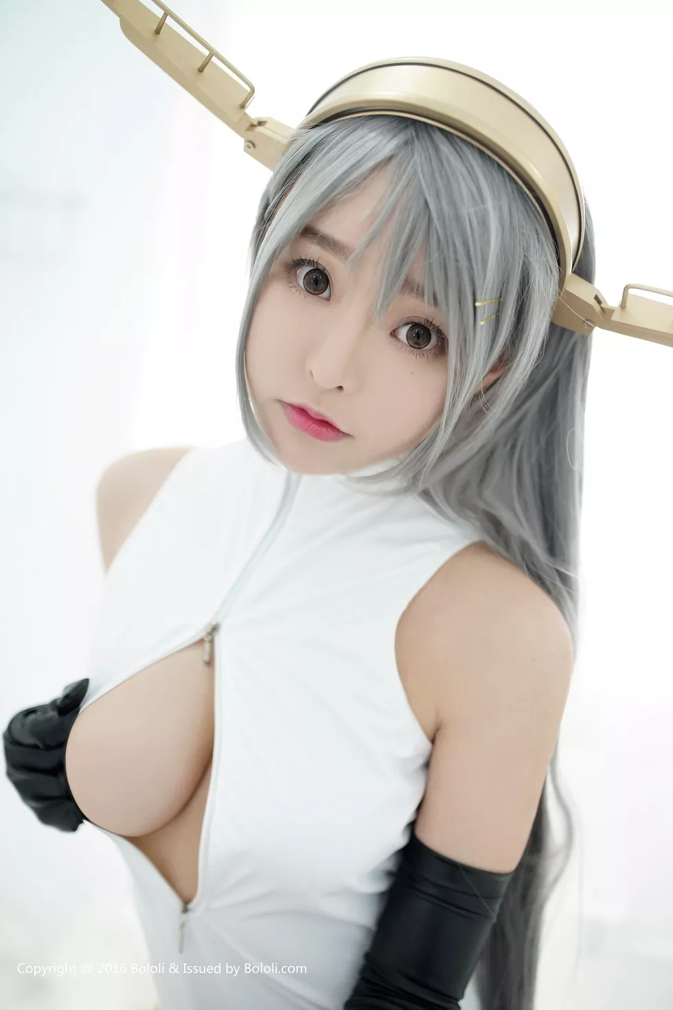 Xgyw.Org_[BoLoli波萝社新刊]Vol.001_嫩模柳侑绮sevenbaby性感Cosplay黑丝美腿写真70P