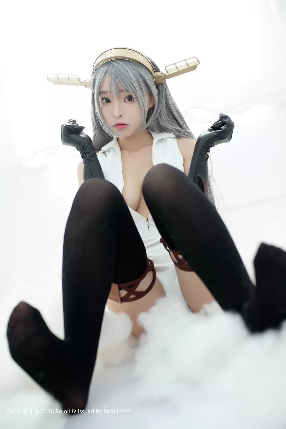 Xgyw.Org_[BoLoli波萝社新刊]Vol.001_嫩模柳侑绮sevenbaby性感Cosplay黑丝美腿写真70P