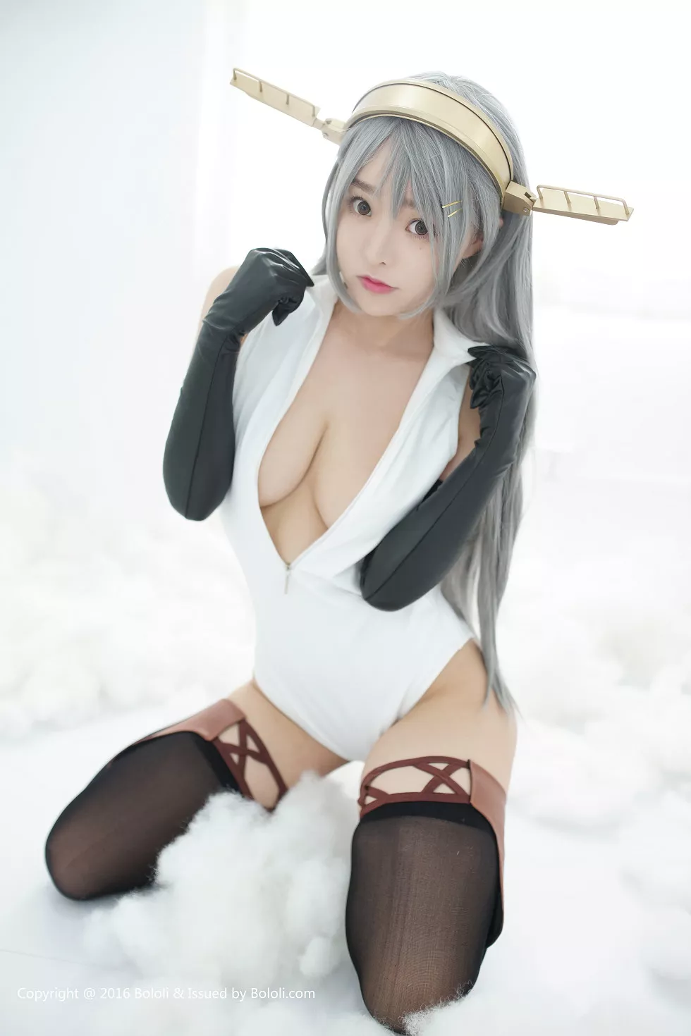 Xgyw.Org_[BoLoli波萝社新刊]Vol.001_嫩模柳侑绮sevenbaby性感Cosplay黑丝美腿写真70P