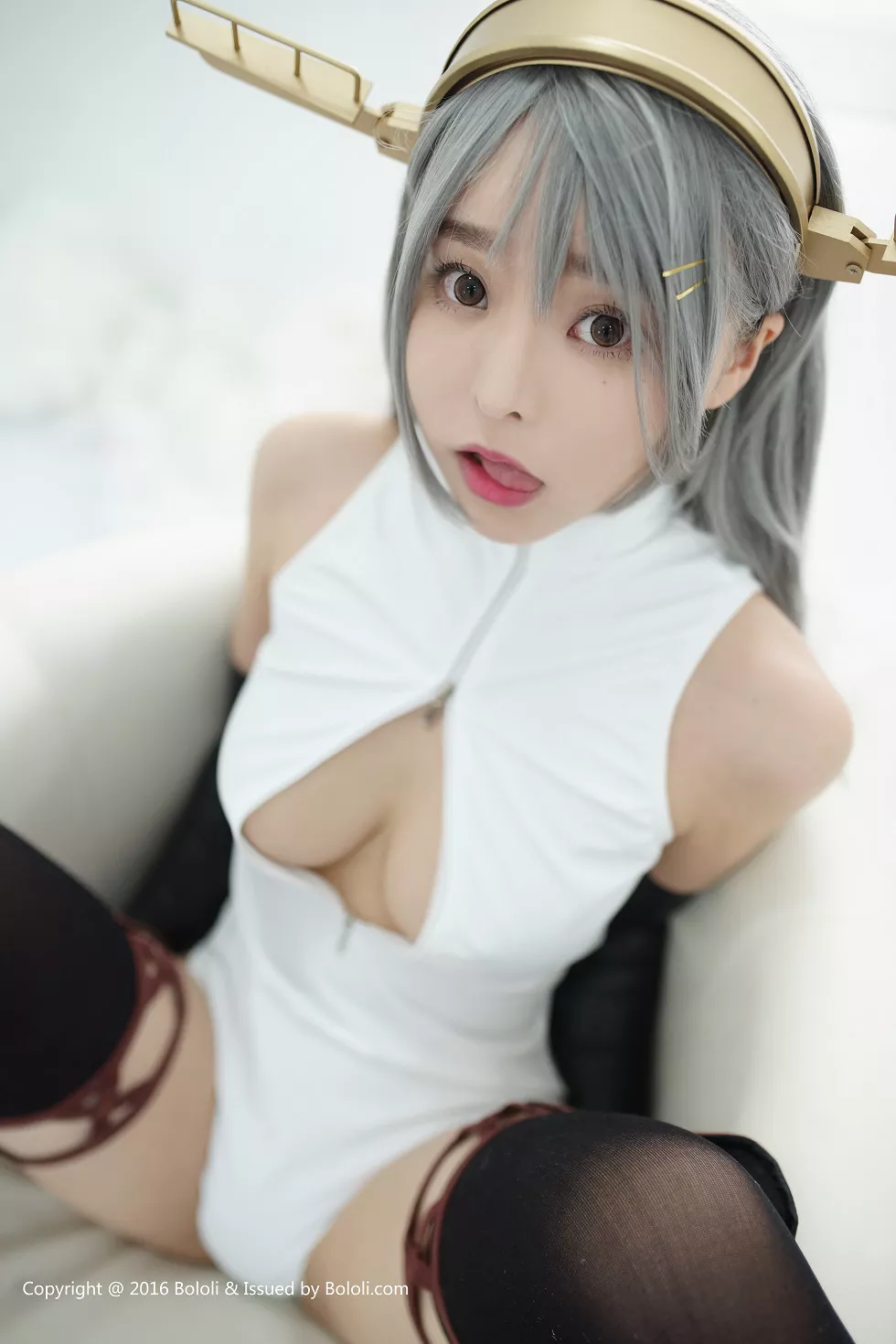 Xgyw.Org_[BoLoli波萝社新刊]Vol.001_嫩模柳侑绮sevenbaby性感Cosplay黑丝美腿写真70P