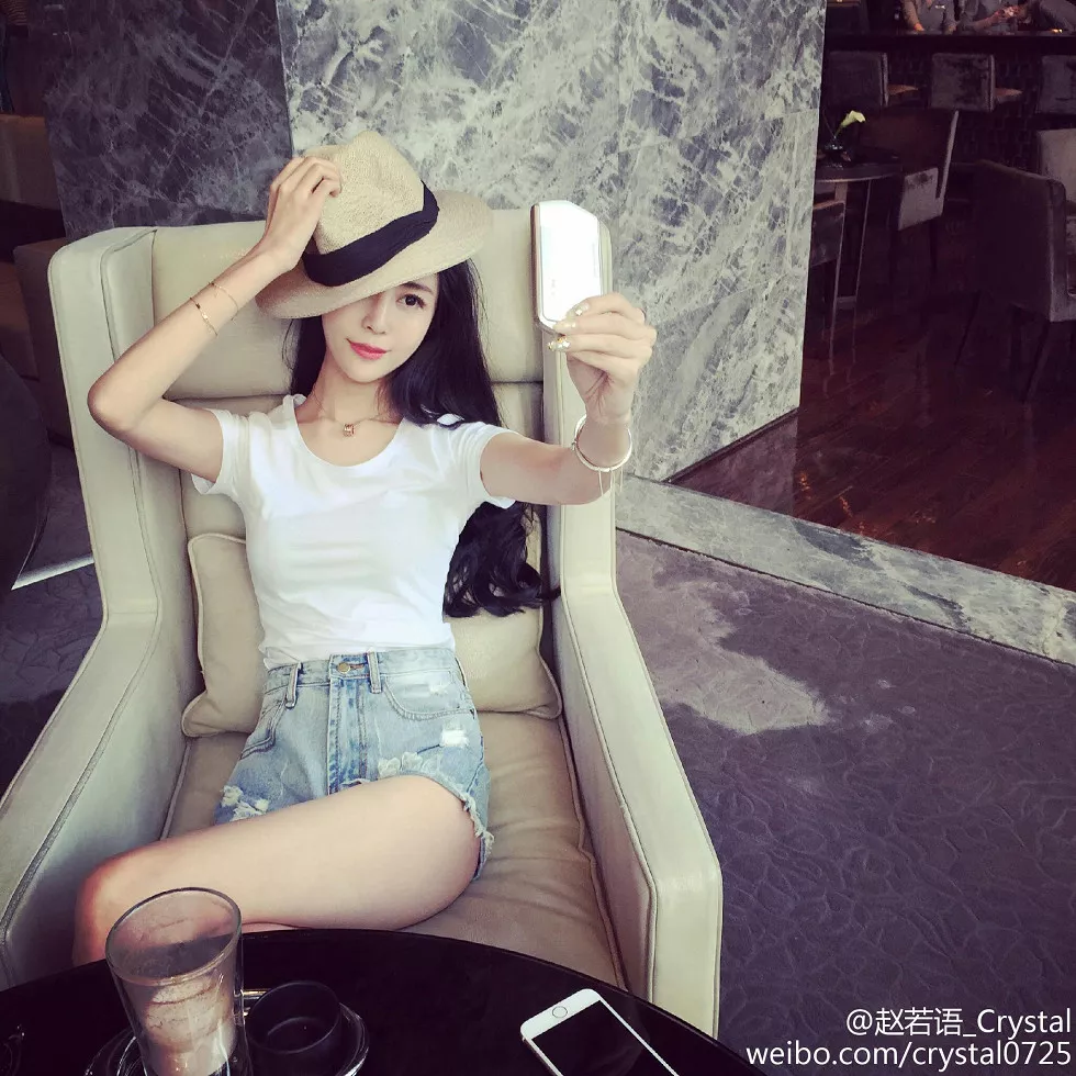 Xgyw.Org_DOTA美女赵若语Crystal黑丝长腿海量微博性感写真415P