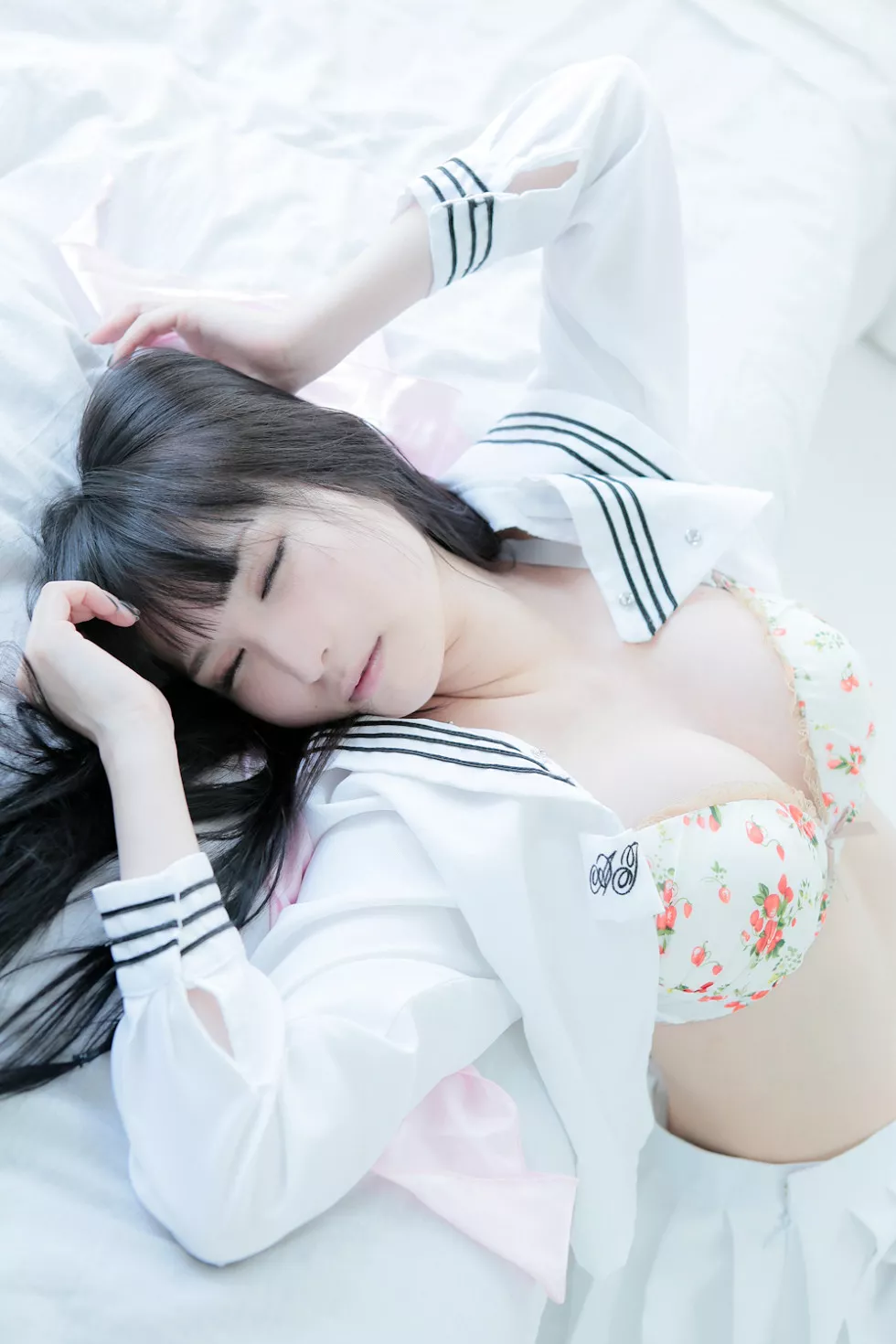 Xgyw.Org_[Cosplay精选]COS正片《泡沫的花》图集长发美少女清新写真200P