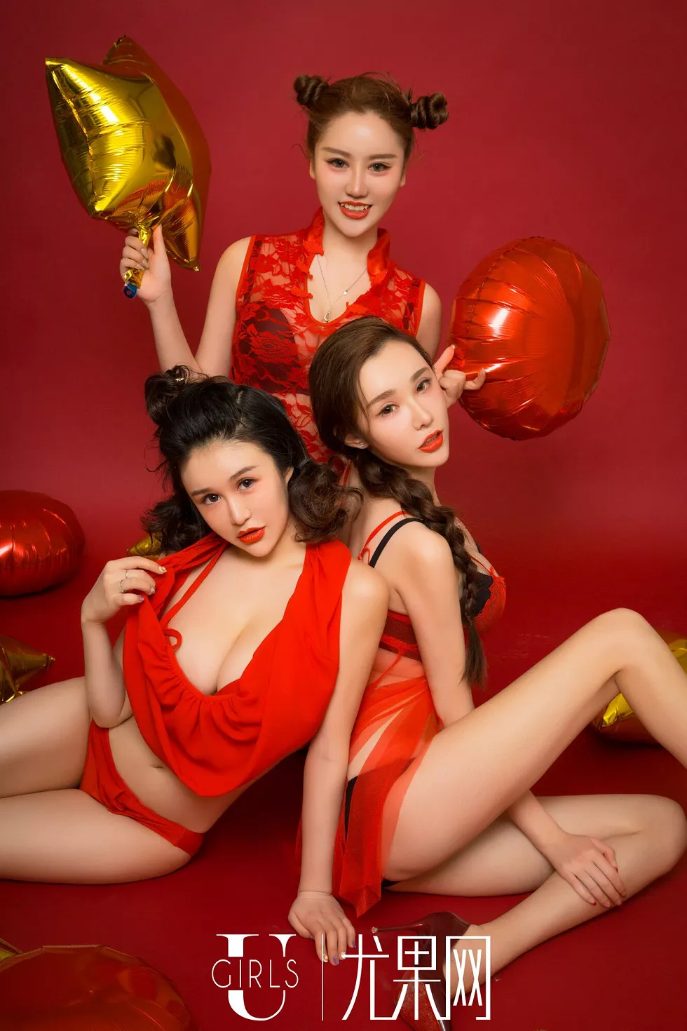 Xgyw.Org_[Ugirls尤果网]U239_嫩模萌琪琪&莉恩&颜爱泽三大美妞喜庆红内衣系列性感写真65P