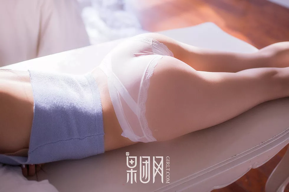 Xgyw.Org_[GIRLT果团网]NO.032_嫩模甜Abby3邻家美少女白色蕾丝内裤秀完美曲线诱惑写真44P