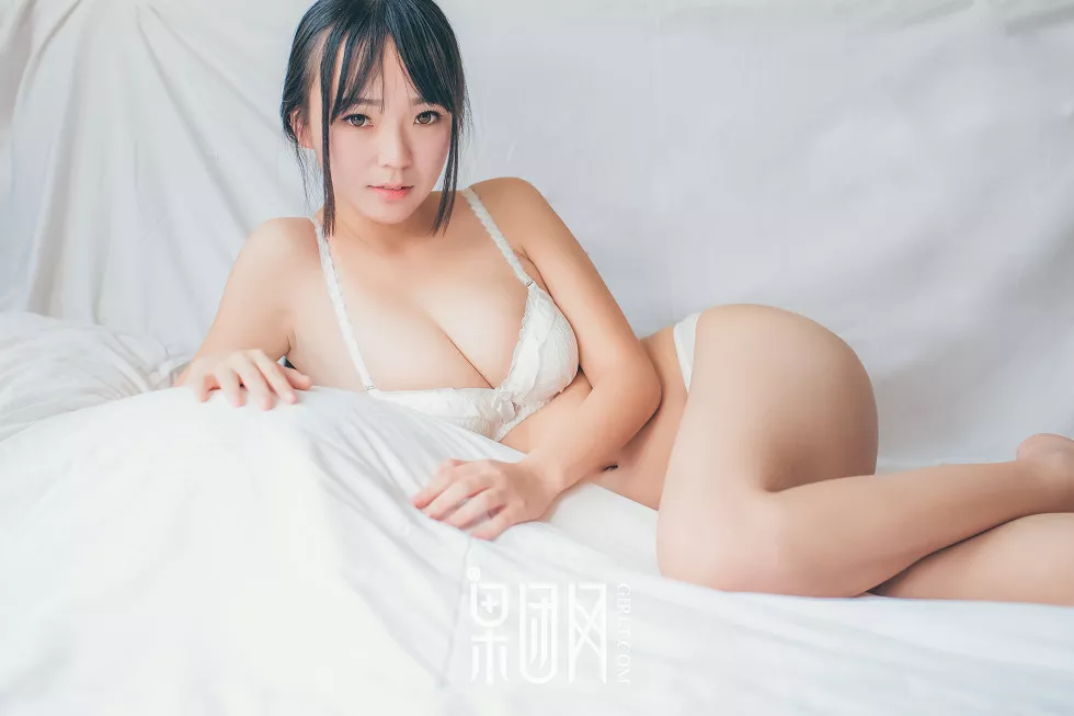 Xgyw.Org_[GIRLT果团网]NO.034_似吉冈里帆少女嫩模居家私房白色内衣秀傲人美乳诱惑写真31P