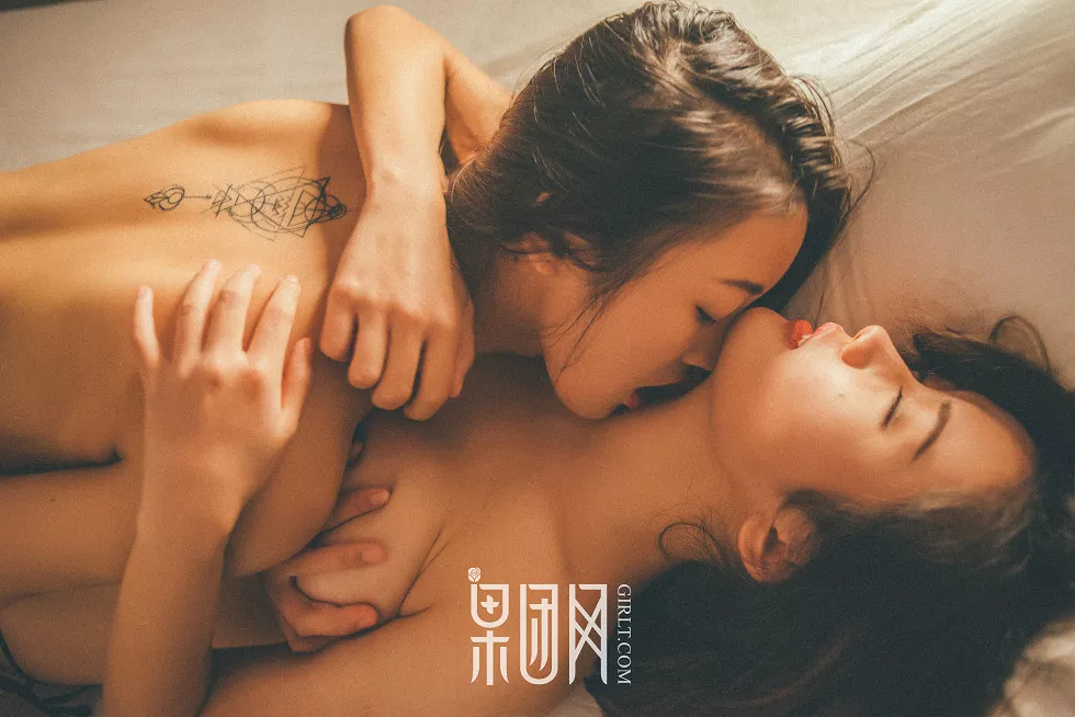 Xgyw.Org_[GIRLT果团网]NO.114_女同爱过一场难以承受的诺言私房露豪乳诱惑写真42P