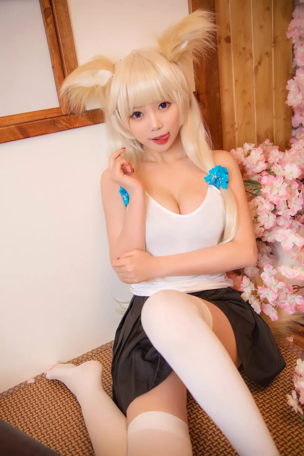 Xgyw.Org_[Cosplay精选]《FoxHime》游戏图集迷人兔女郎完美身材写真56P