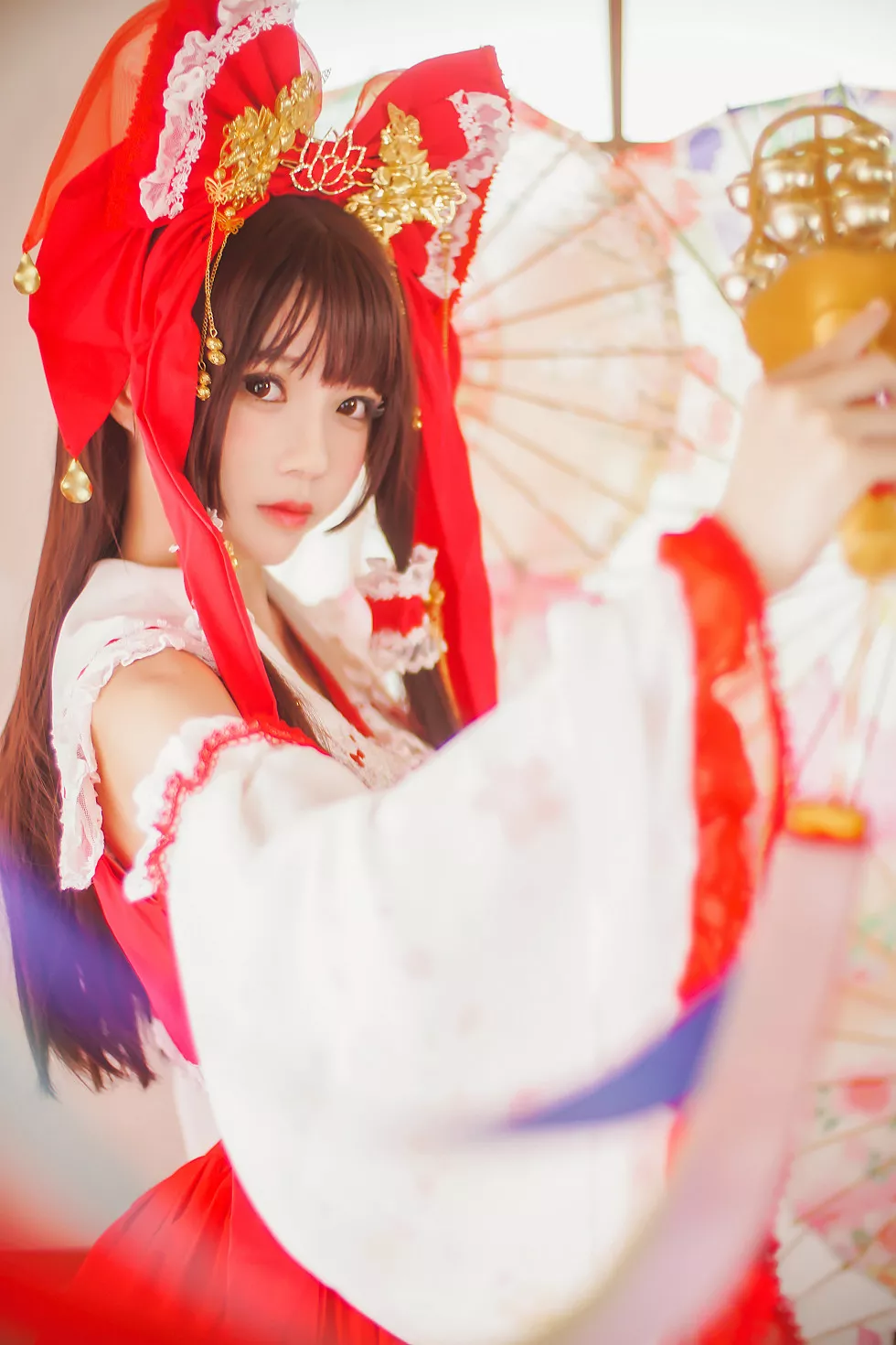 Xgyw.Org_[Cosplay精选]萝莉风COS桜桃喵之灵梦新年快乐私房红色喜庆服饰迷人写真45P