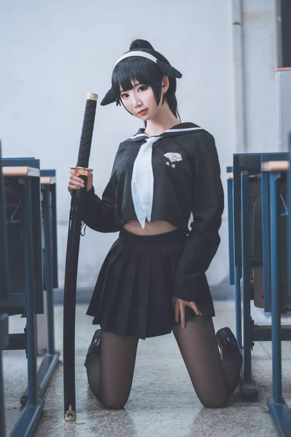 Xgyw.Org_[Cosplay精选]可爱人气Coser面饼仙儿–高雄仙儿黑丝裤袜完美诱惑写真34P