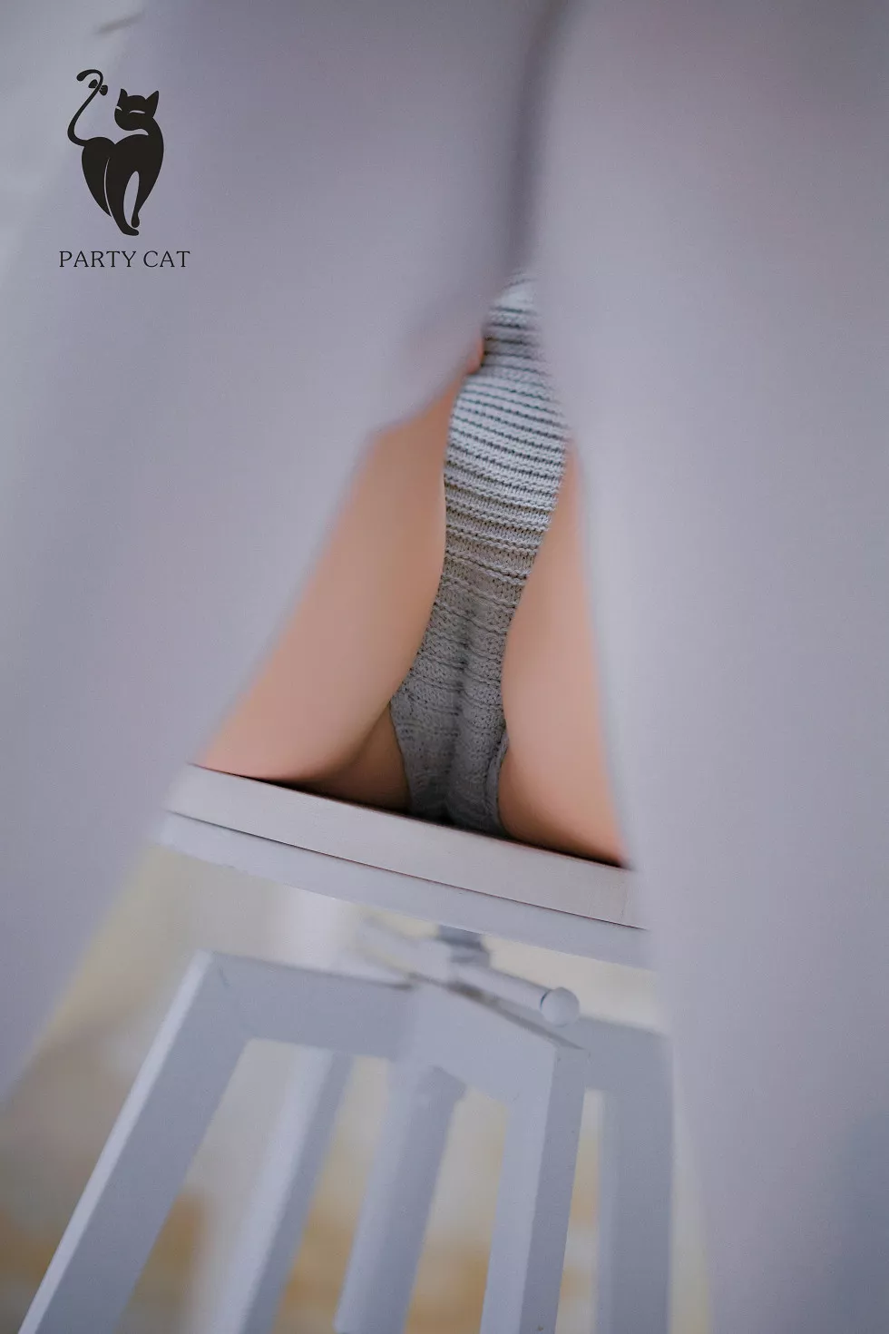 Xgyw.Org_[PartyCat轰趴猫]No.016_嫩模K8傲娇萌萌私房开背毛衣露傲人豪乳极致诱惑写真40P