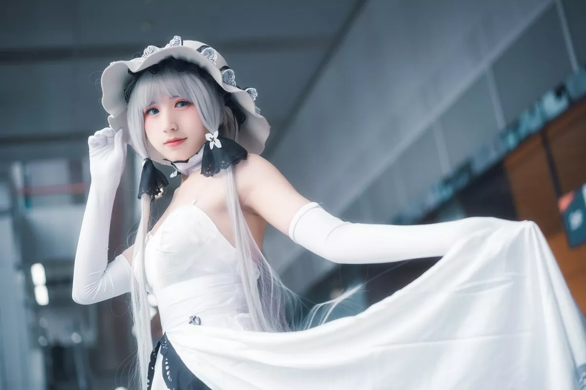 Xgyw.Org_网络美女花不语r-Cosplay套图合集主题户外性感服饰秀完美身材迷人诱惑写真72P