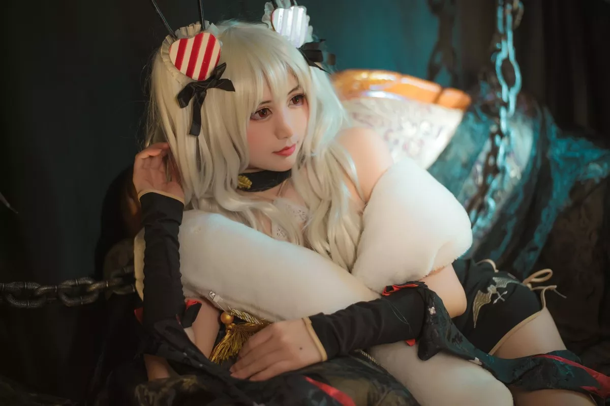 Xgyw.Org_网络美女花不语r-Cosplay套图合集主题户外性感服饰秀完美身材迷人诱惑写真72P