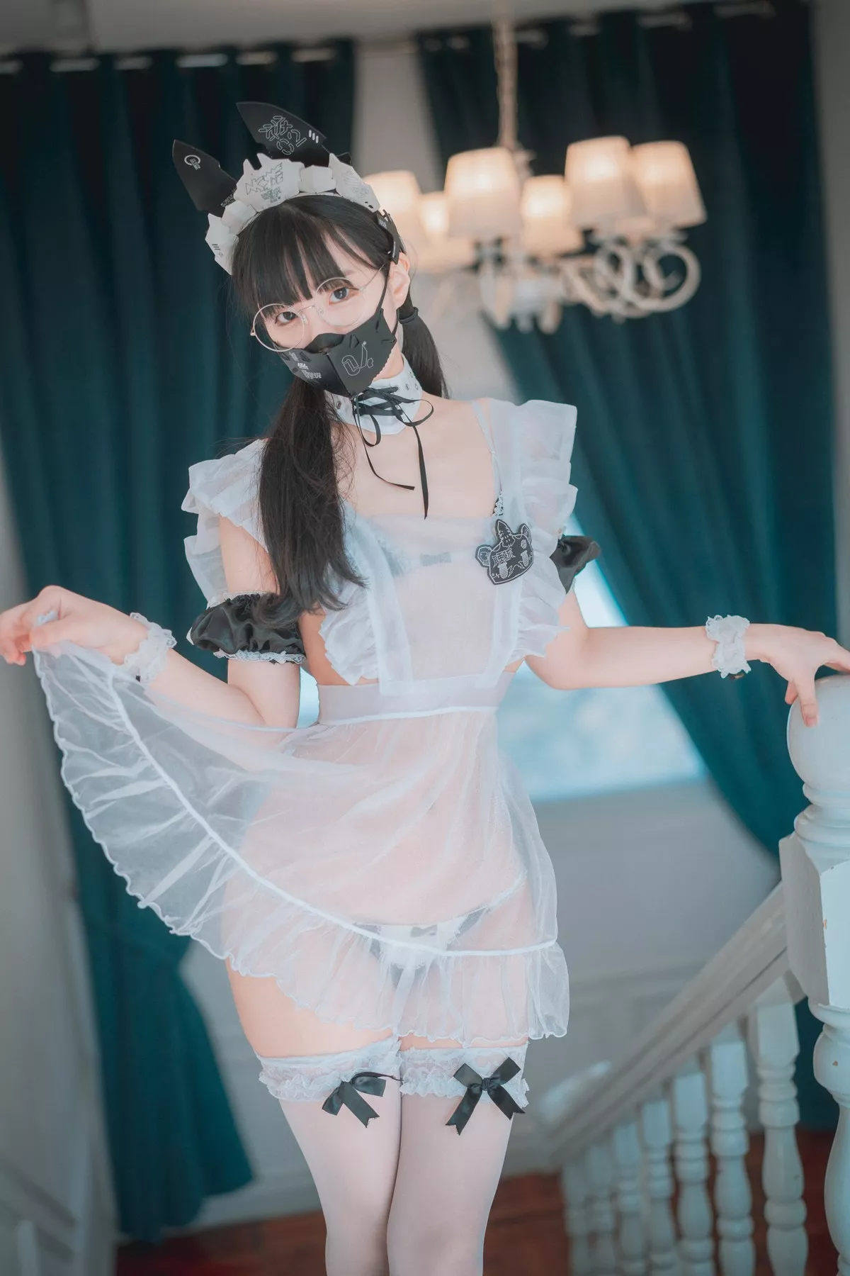 Xgyw.Org_[DJAWA]No.019_模特Jenny_Maid Mansion主题薄透上衣配白丝袜撩人诱惑写真113P