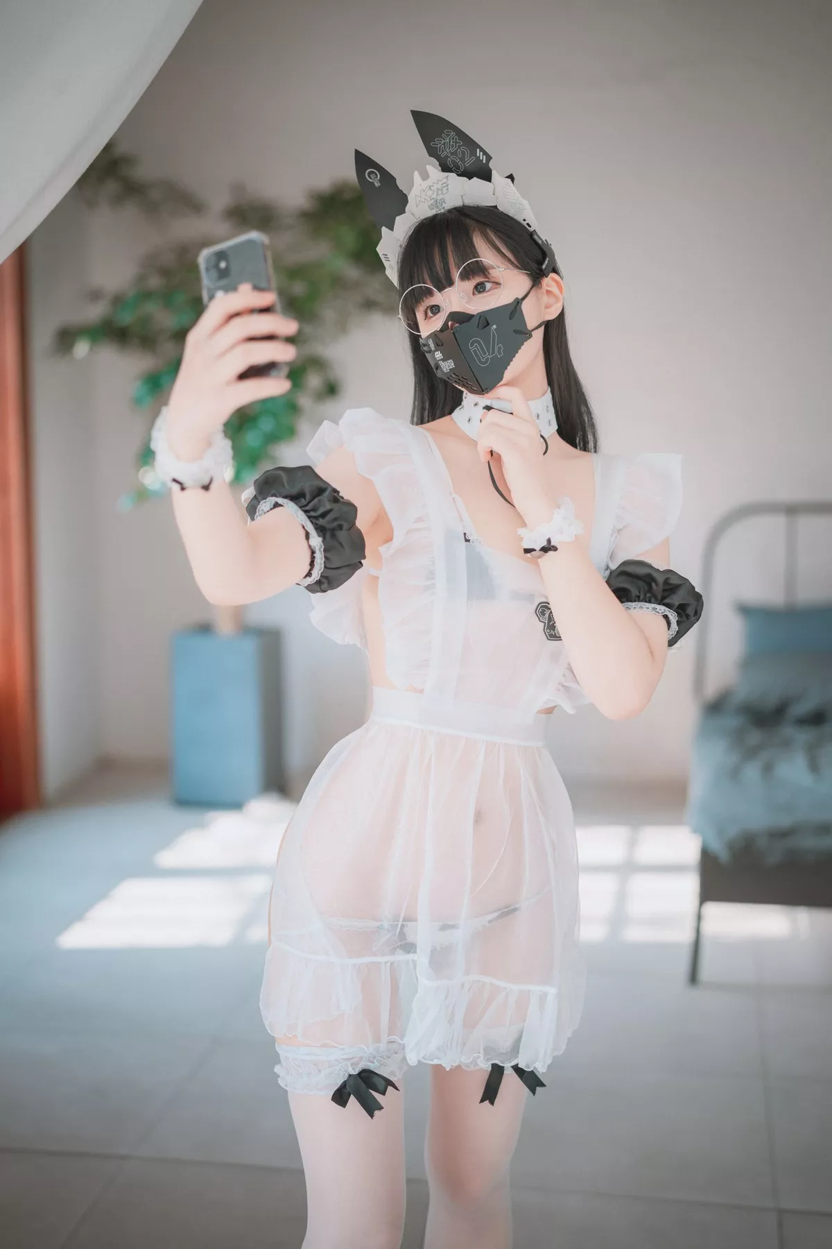 Xgyw.Org_[DJAWA]No.019_模特Jenny_Maid Mansion主题薄透上衣配白丝袜撩人诱惑写真113P