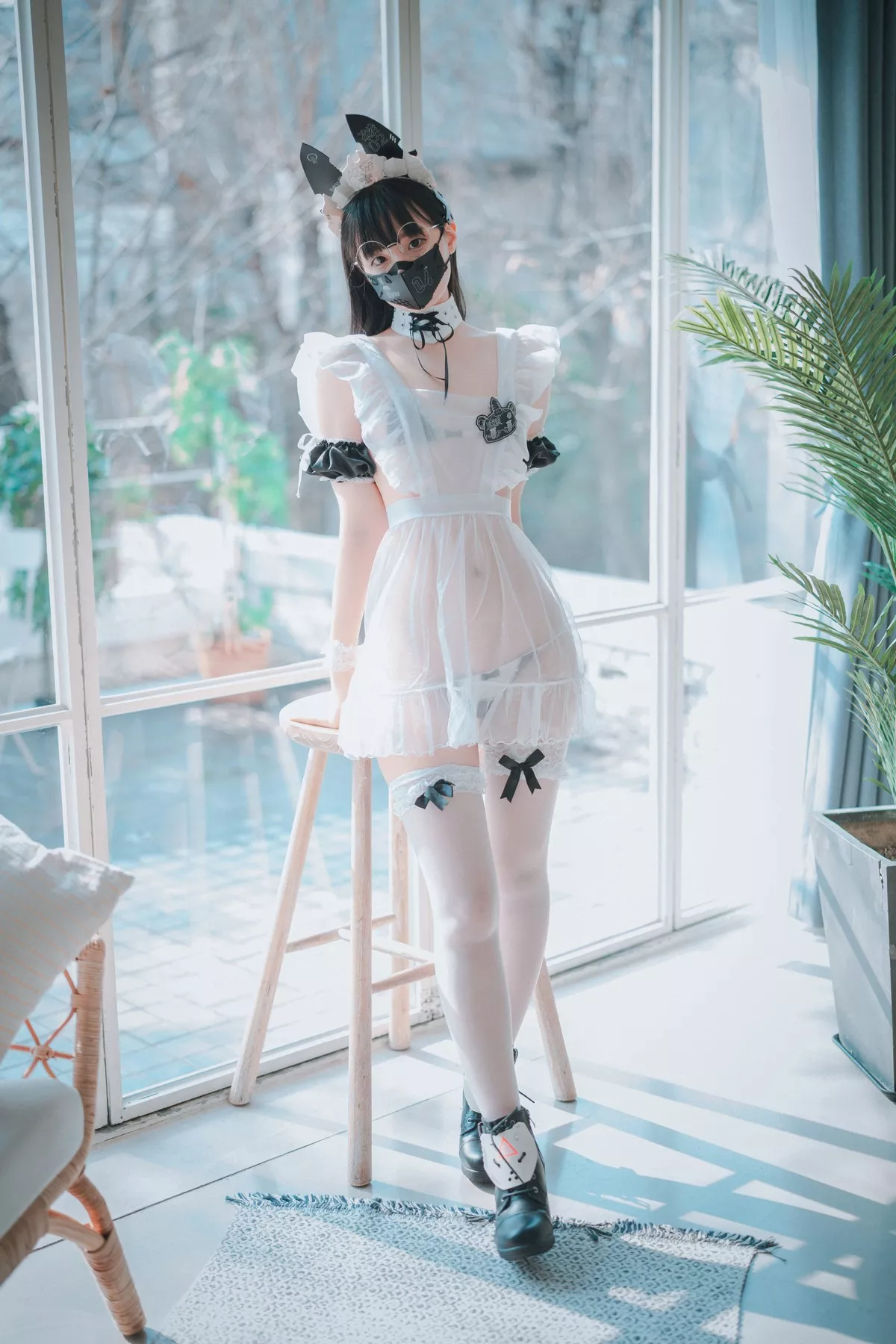 Xgyw.Org_[DJAWA]No.019_模特Jenny_Maid Mansion主题薄透上衣配白丝袜撩人诱惑写真113P