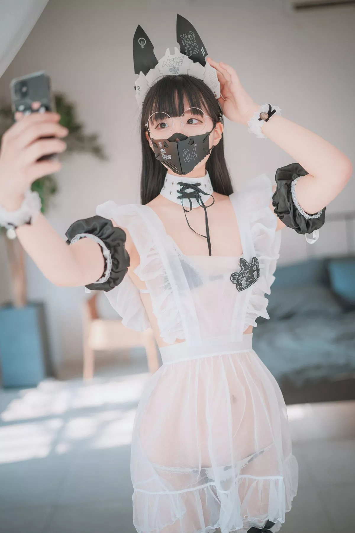 Xgyw.Org_[DJAWA]No.019_模特Jenny_Maid Mansion主题薄透上衣配白丝袜撩人诱惑写真113P