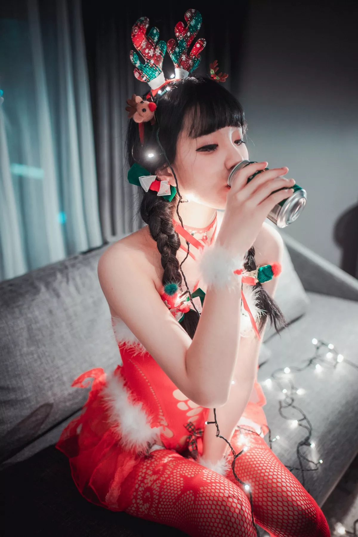 Xgyw.Org_[DJAWA]No.010_模特ZIA_Christmas Special主题私房红色缕空服饰惹火诱惑写真83P