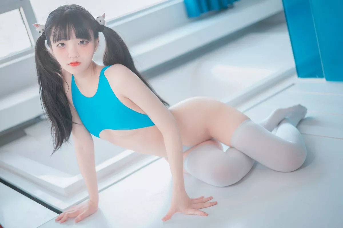 Xgyw.Org_[DJAWA]No.008_模特Jenny_Swimming Lessons主题私房连体泳衣配白丝袜诱惑写真91P