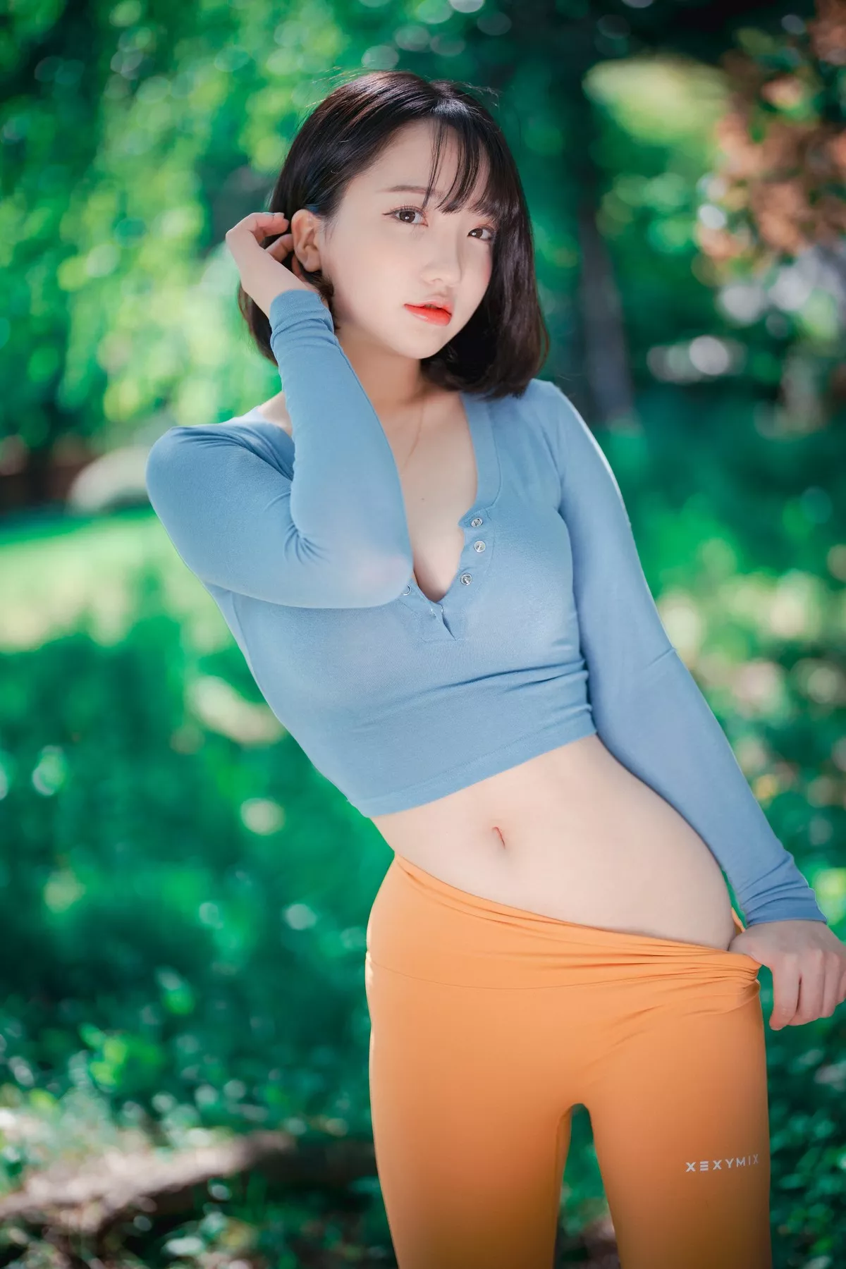 Xgyw.Org_[DJAWA]No.085_模特Yeeun_Naughty Trekking主题户外多套服饰半脱秀豪乳翘臀诱惑写真287P