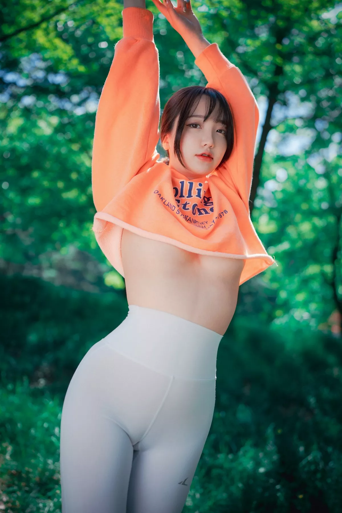 Xgyw.Org_[DJAWA]No.085_模特Yeeun_Naughty Trekking主题户外多套服饰半脱秀豪乳翘臀诱惑写真287P