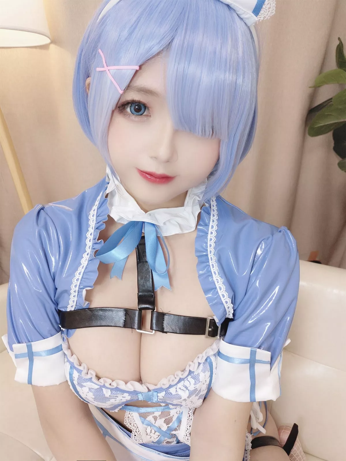 Xgyw.Org_Cosplay美女日奈娇蕾姆蓝色护士主题私房性感护士装秀豪乳翘臀撩人诱惑写真88P