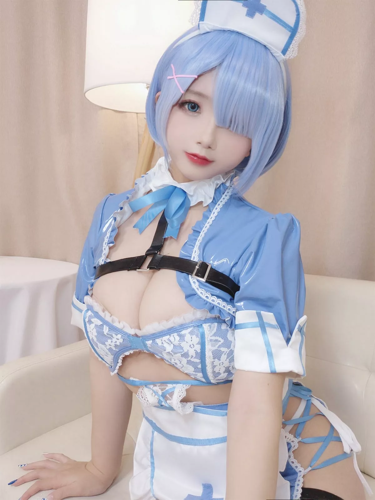 Xgyw.Org_Cosplay美女日奈娇蕾姆蓝色护士主题私房性感护士装秀豪乳翘臀撩人诱惑写真88P