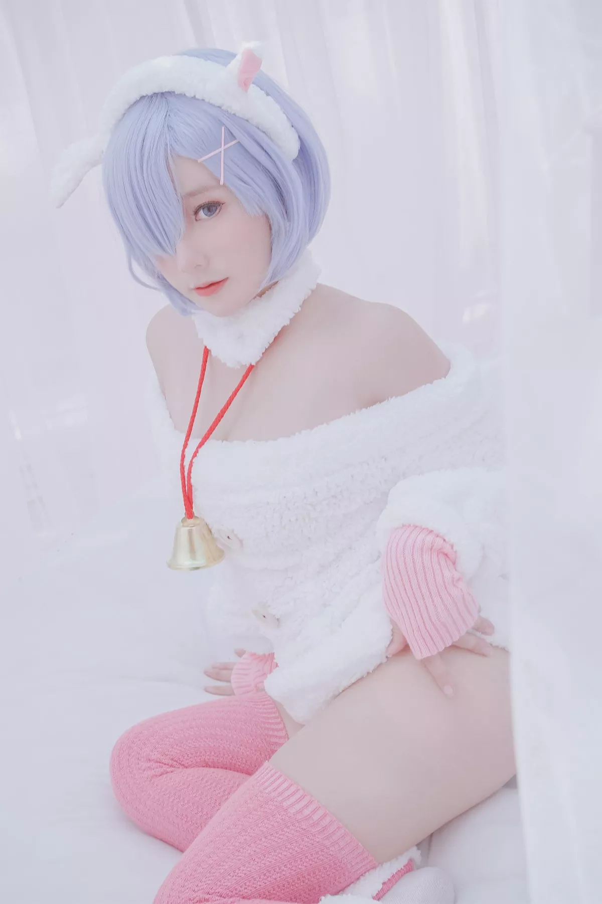 Xgyw.Org_越南小姐姐Messie Huang-Rem the sheep主题脱纯白服饰露性感内衣诱惑写真46P