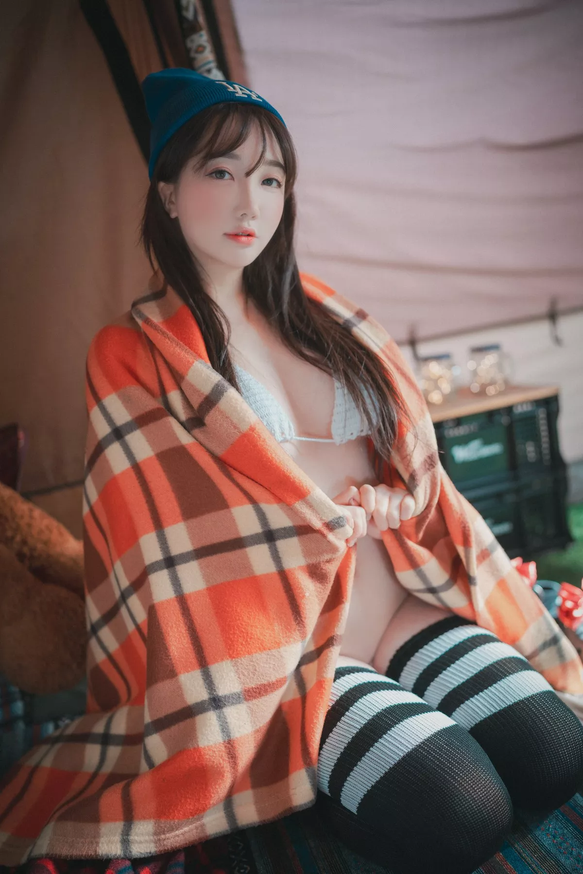 Xgyw.Org_[DJAWA]No.169_Yeeun_Romantic Winter Glamping主题白色针织内衣秀豪乳诱惑写真99P