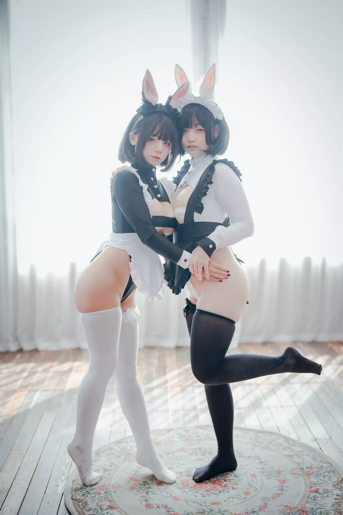 Xgyw.Org_[DJAWA]No.193_模特Maruemon & Mimmi_Maid Mansion主题性感姐妹花私房诱惑写真121P