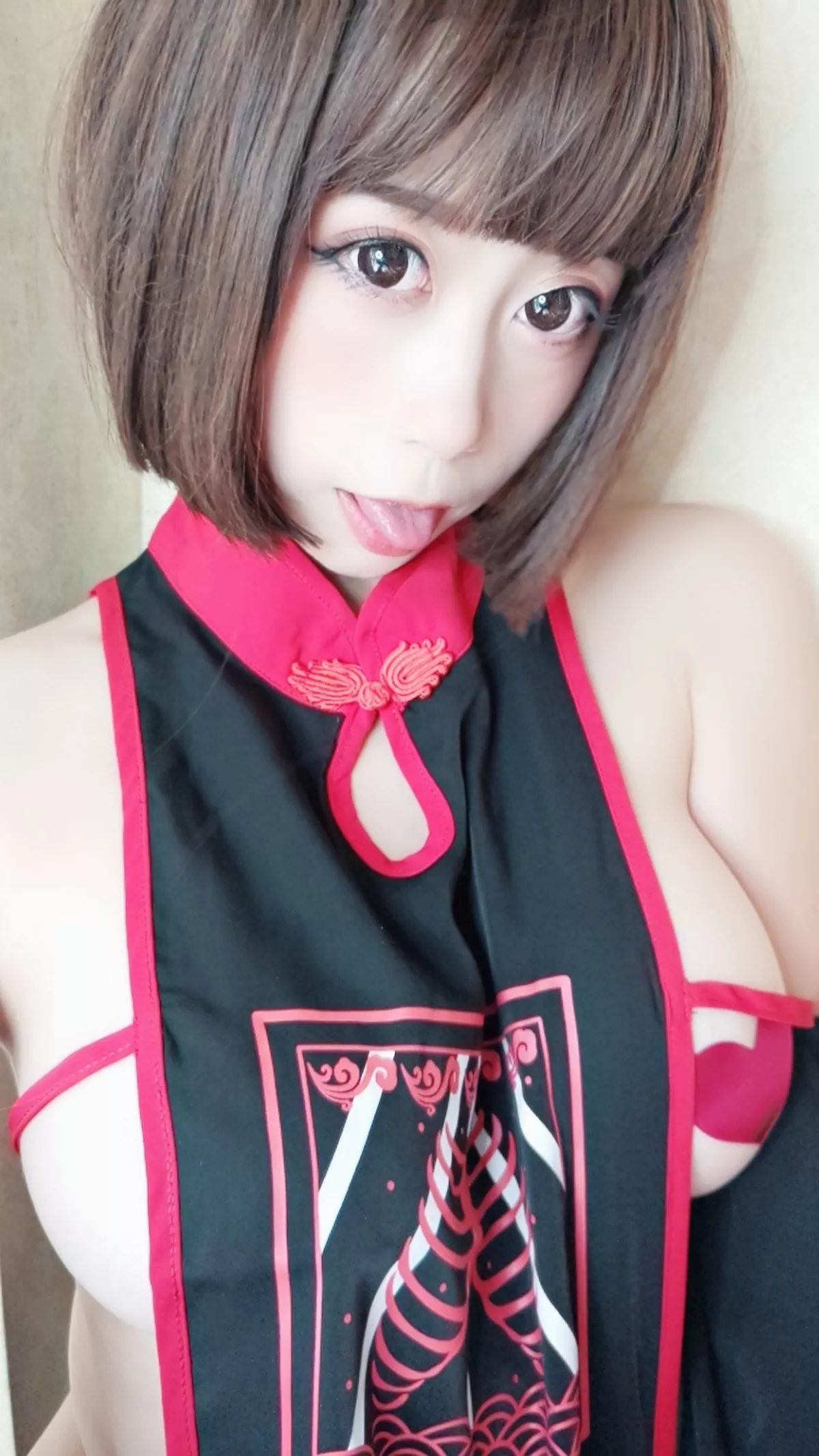 Xgyw.Org_萌妹奈汐酱nice巫女主题私房性感真空黑红服饰露豪乳红桃遮点极致诱惑写真45P