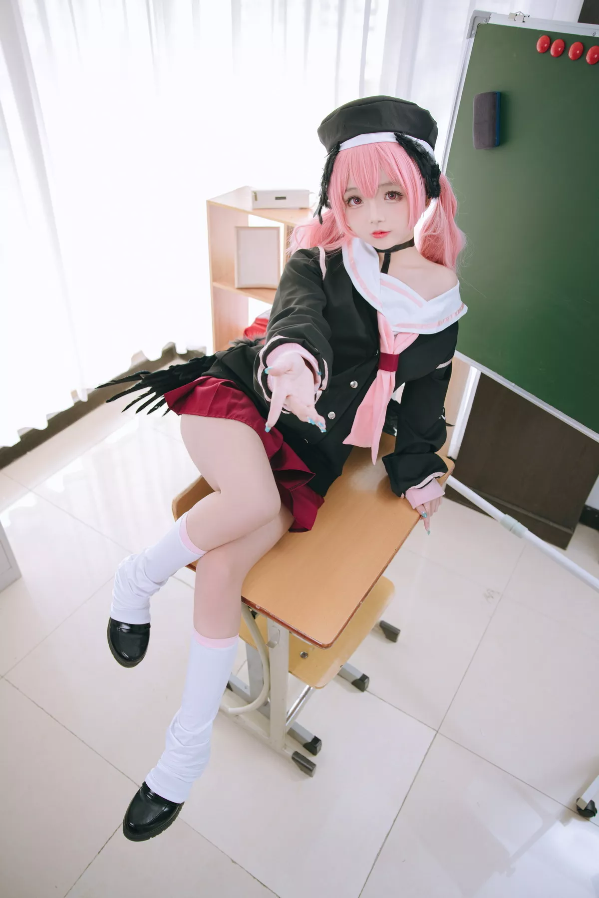 Xgyw.Org_Cosplay美女日奈娇下江小春主题室内脱性感学生制服露三点式内衣迷人诱惑写真149P