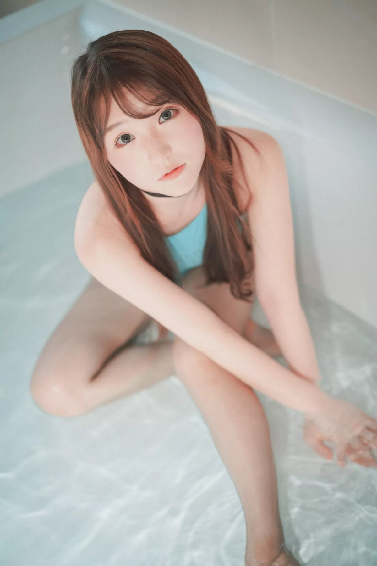 Xgyw.Org_[DJAWA]No.219_模特Sandeul_Swimming Lessons主题浴室性感比基尼配黑丝诱惑写真51P