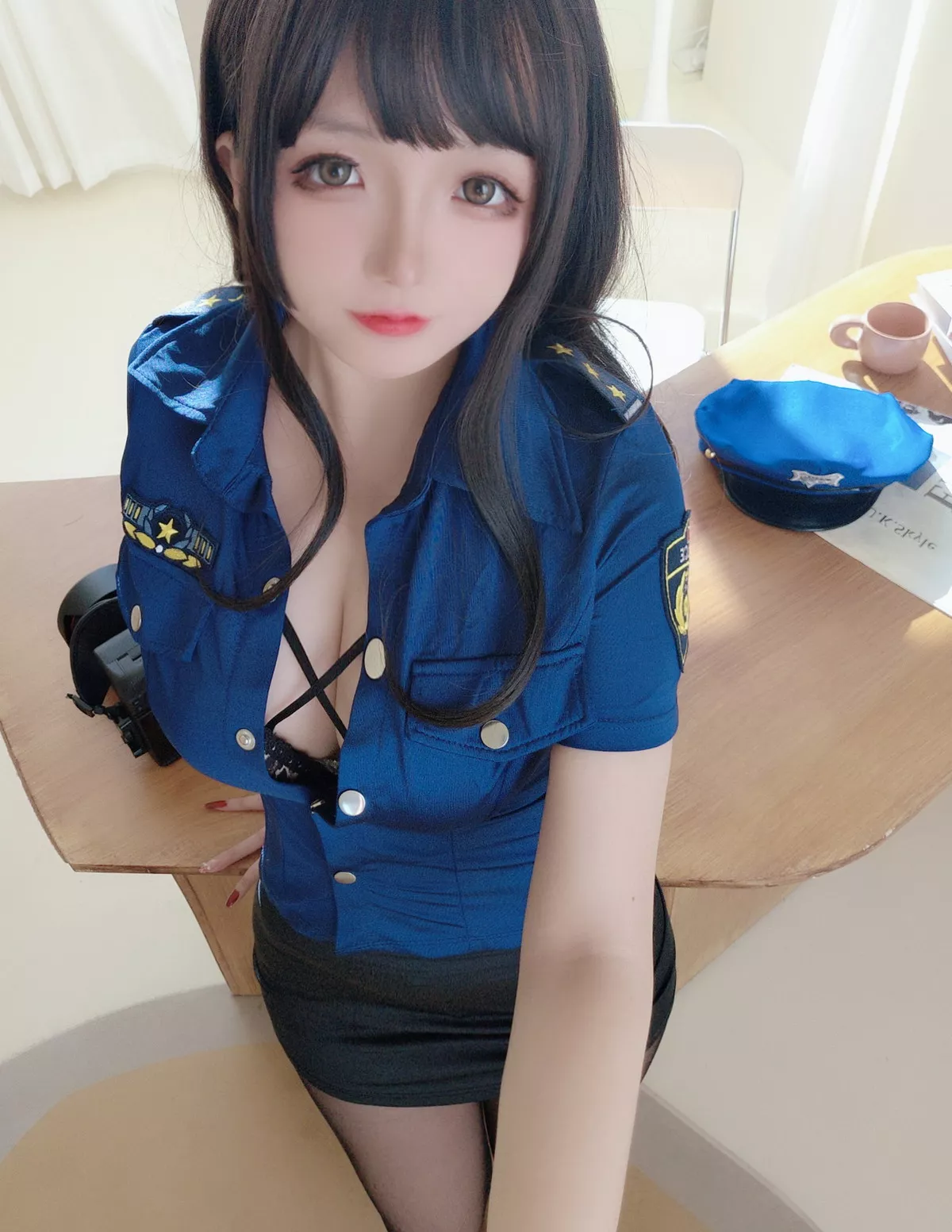 Xgyw.Org_Cosplay美女日奈娇豹纹女警主题蓝上衣配黑短裙半脱露豹纹内衣丰满诱惑写真109P